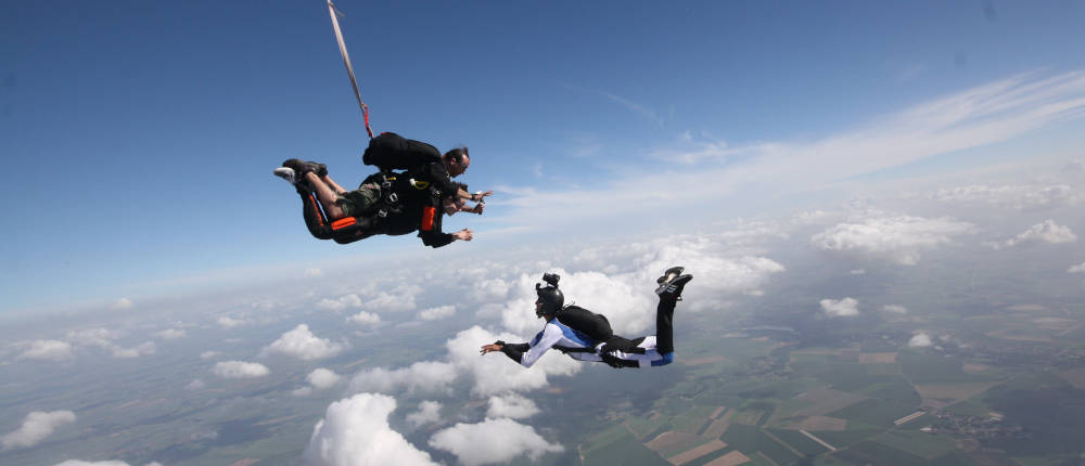 Saut En Parachute Ile De France 77 Saut en parachute tandem - Pour Paris, Ile-de-France et Picardie